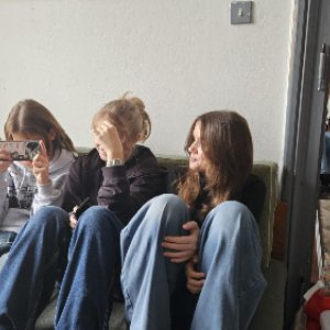 Deskovky a promítání